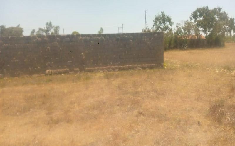 Land on sale Salama Thika With Perimeter Wall @1.8M image by Eloi developers